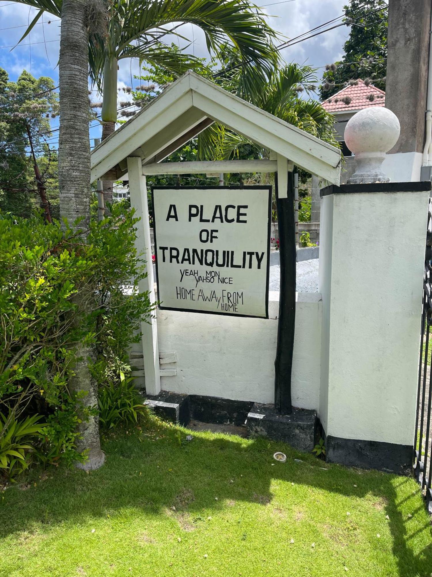 Little Shaw Park Guest House Ocho Rios Exterior photo