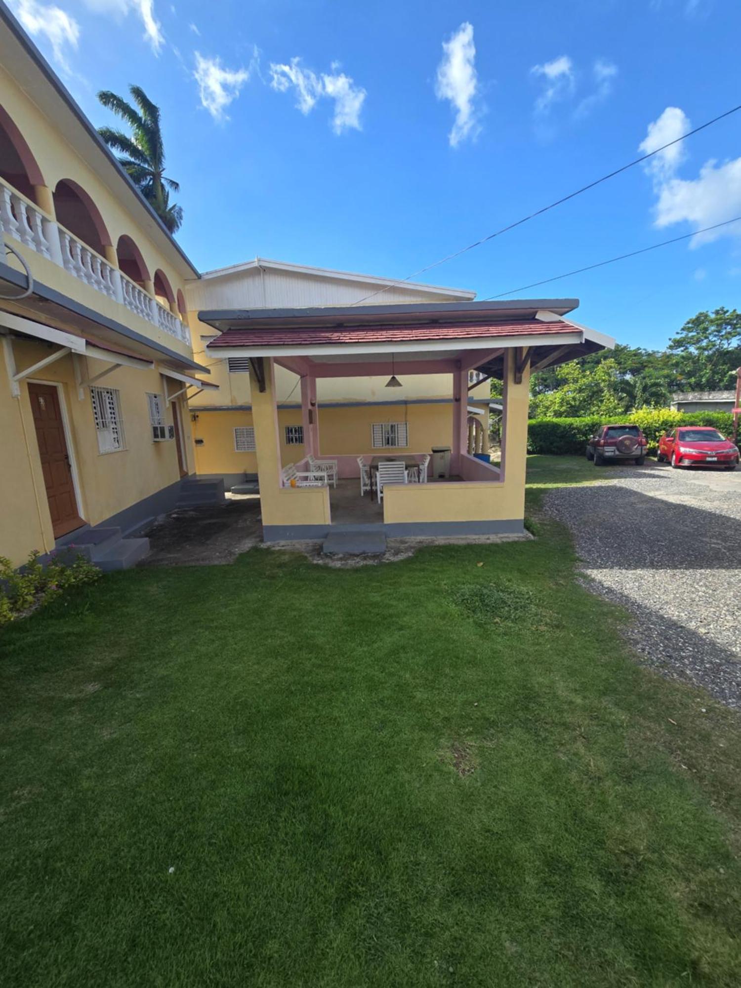 Little Shaw Park Guest House Ocho Rios Exterior photo
